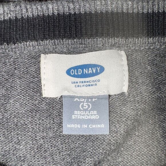 Old navy size 5 deer wearing glasses sweater - Picture 3 of 3